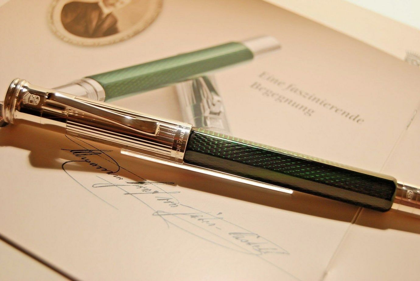 Graf Von Faber Castell Limited Edition Heritage Alexander Fountain Pen ...