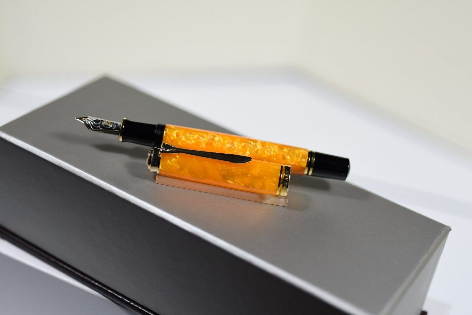 Pluma Estilográfica Pelikan M600 VIBRANT ORANGE Ibérica Pens