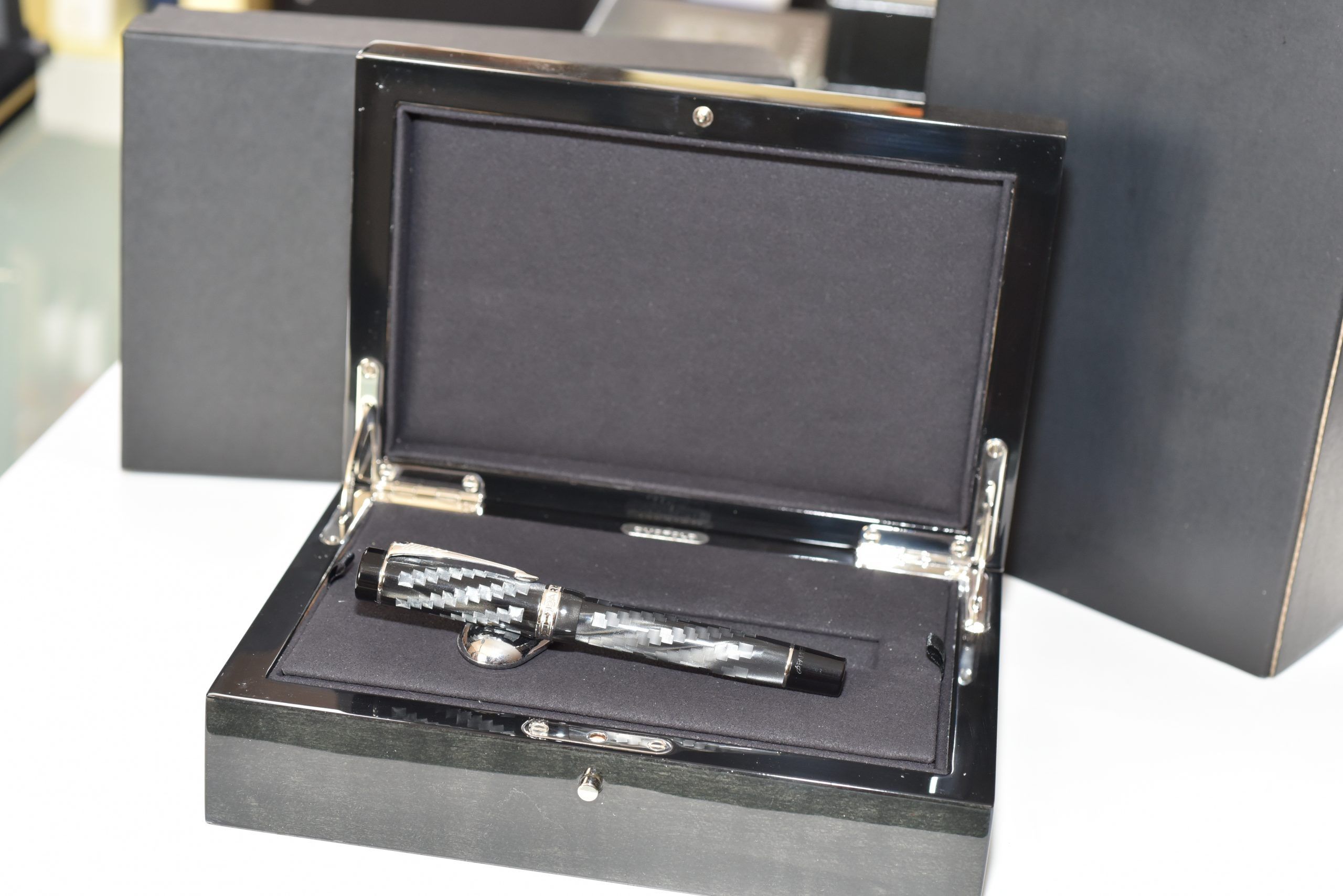 PARKER Duofold Centennial Black DNA Limited edition Fountain Pen ...