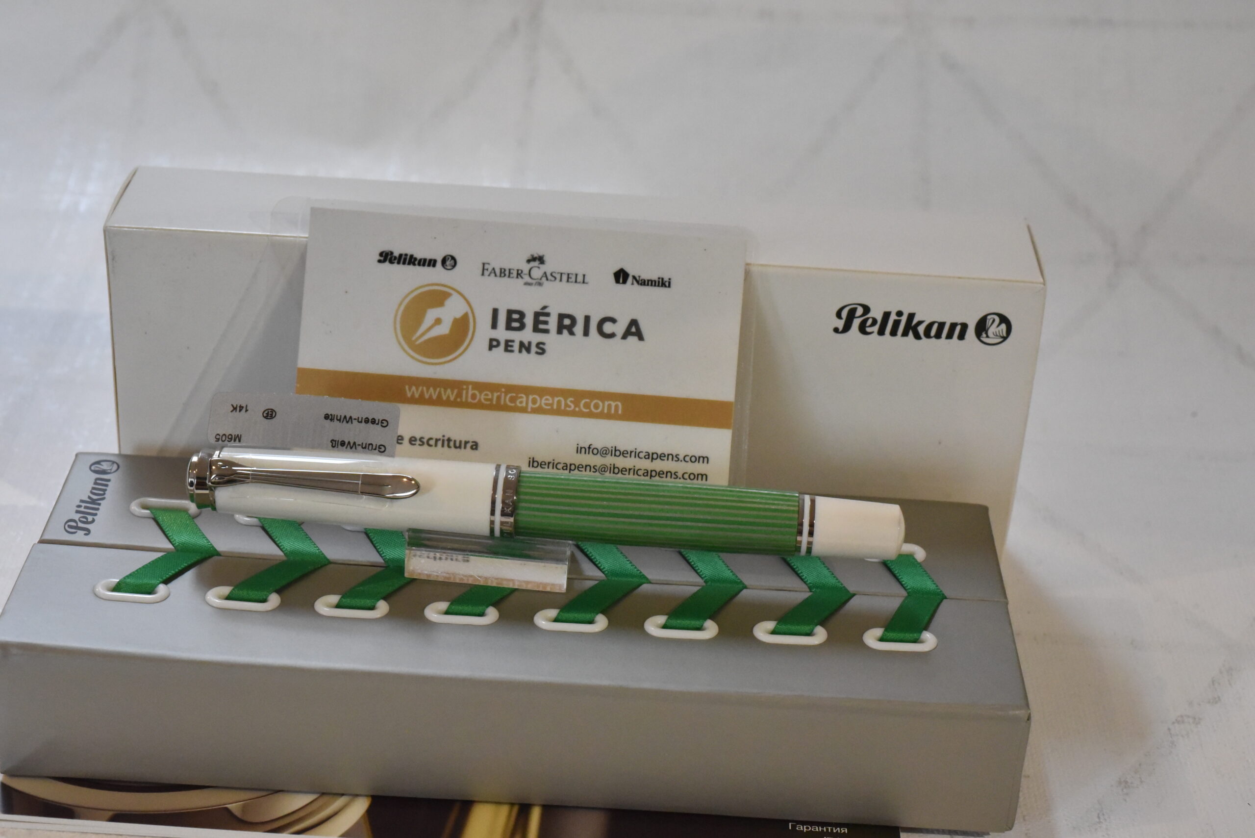 Pelikan M605 Green White Special Edition Fountain Pen - Image 5