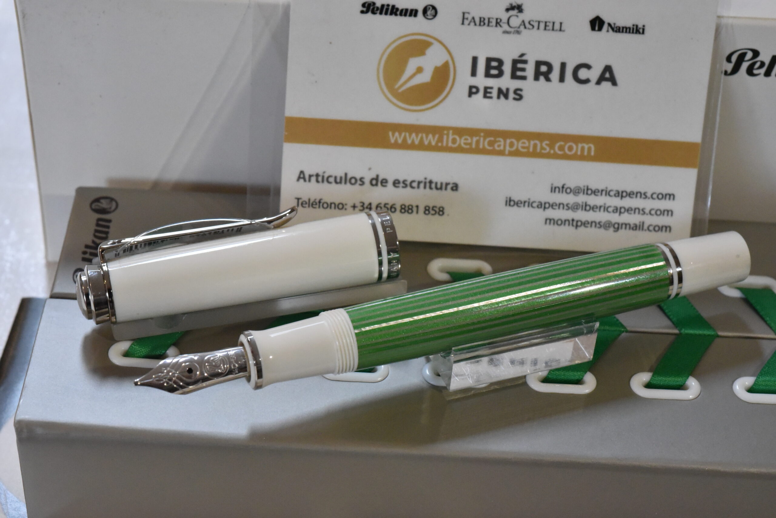 Pelikan M605 Green White Special Edition Fountain Pen - Image 8