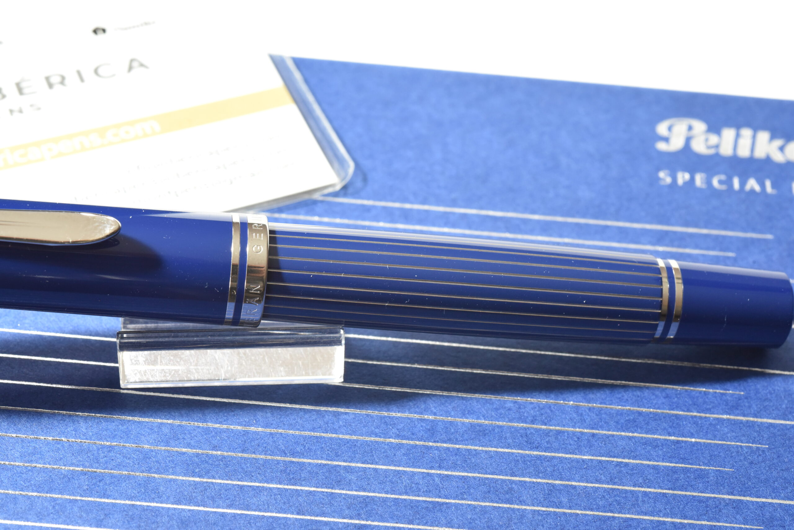 Pelikan Souverän® M815 Metal Striped Blue - Image 8