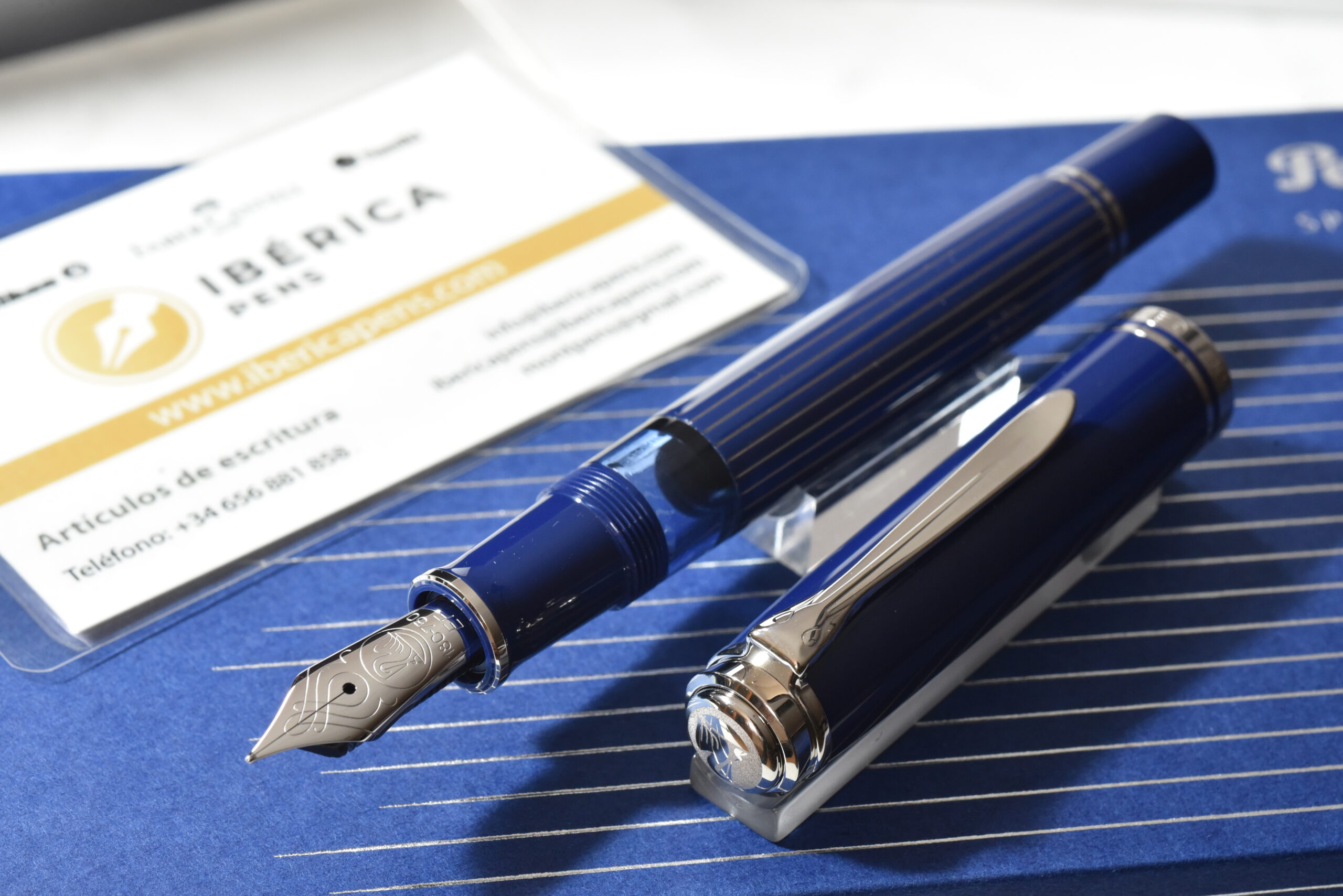 Pelikan Souverän® M815 Metal Striped Blue - Image 11