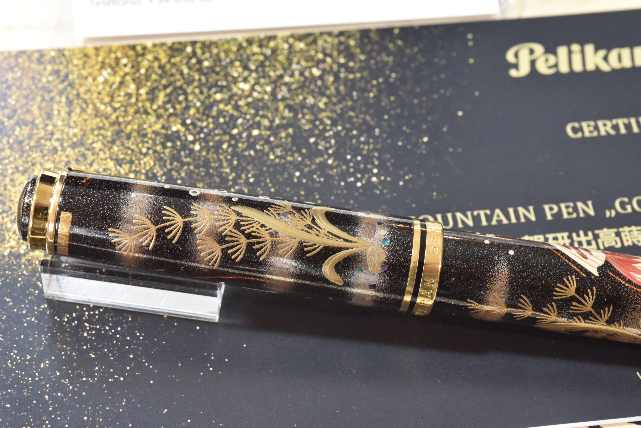 Pluma estilográfica Pelikan Maki-e Goldfish 2025 - Imagen 11