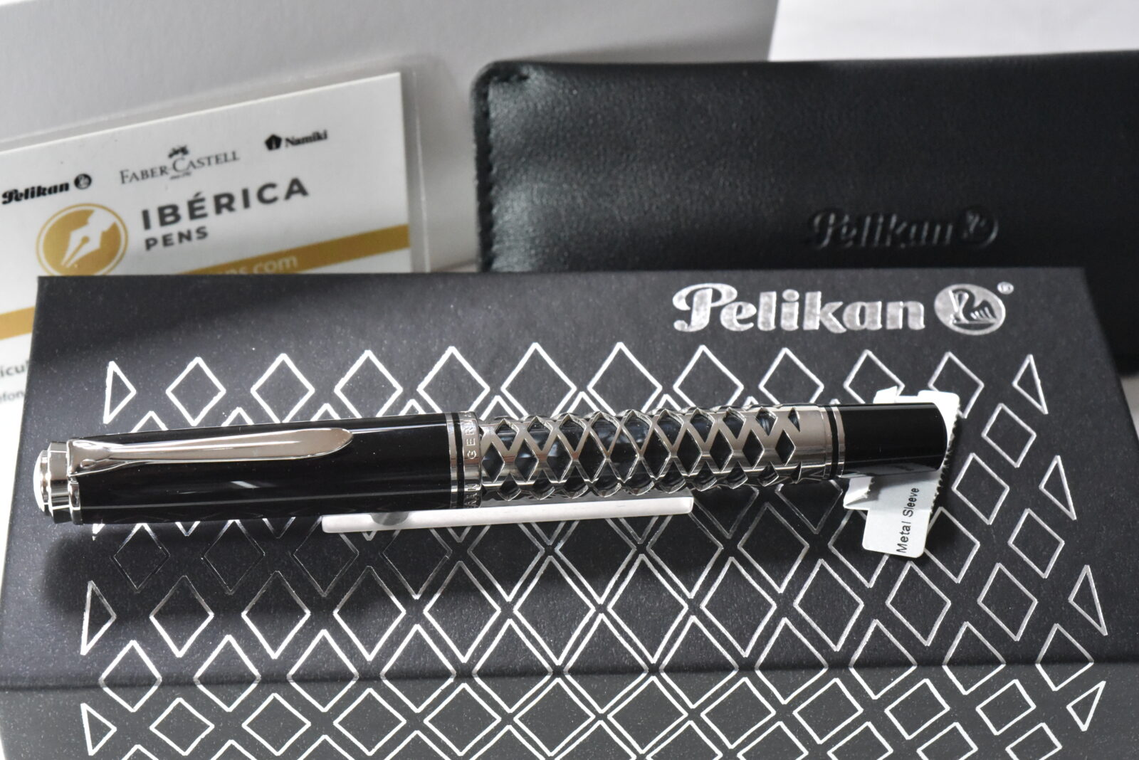 Pluma Estilográfica Pelikan M805 Metal Sleeve - Imagen 2