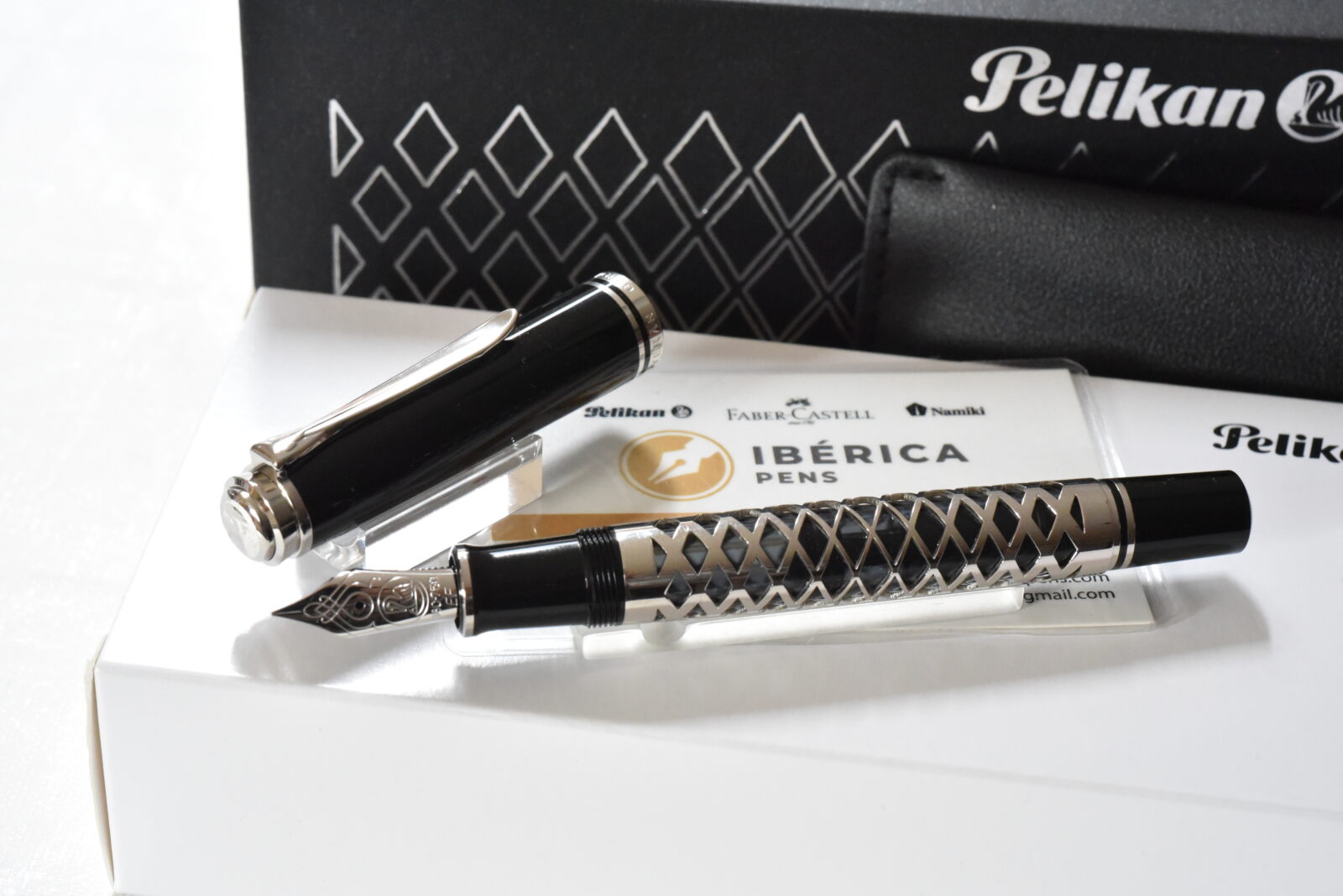 Pluma Estilográfica Pelikan M805 Metal Sleeve - Imagen 4