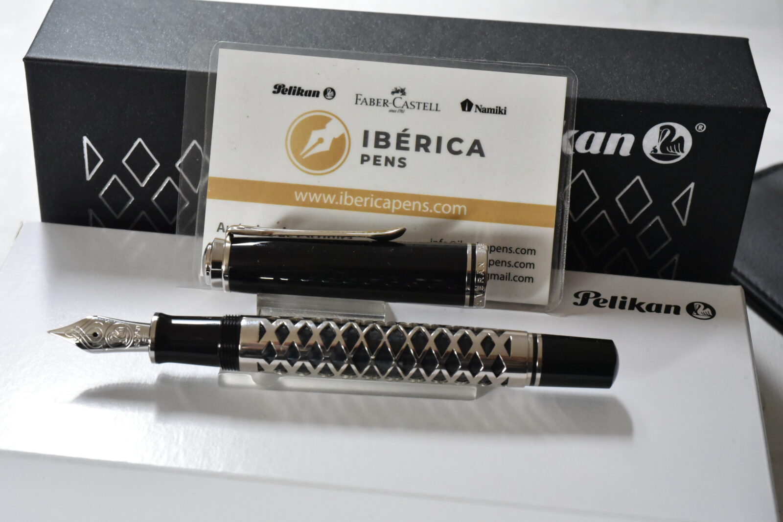 Pluma Estilográfica Pelikan M805 Metal Sleeve